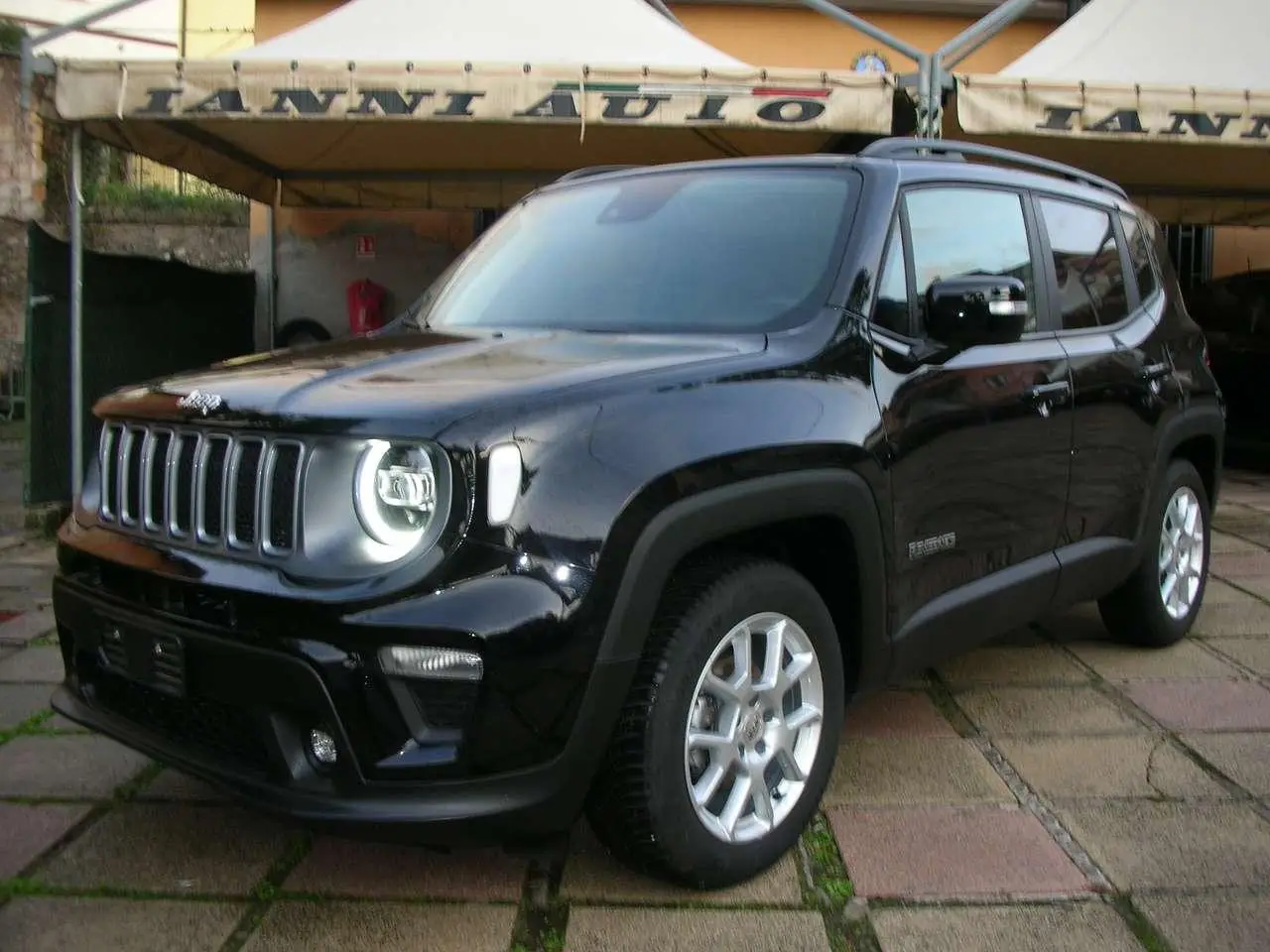 Photo 1 : Jeep Renegade 2023 Diesel