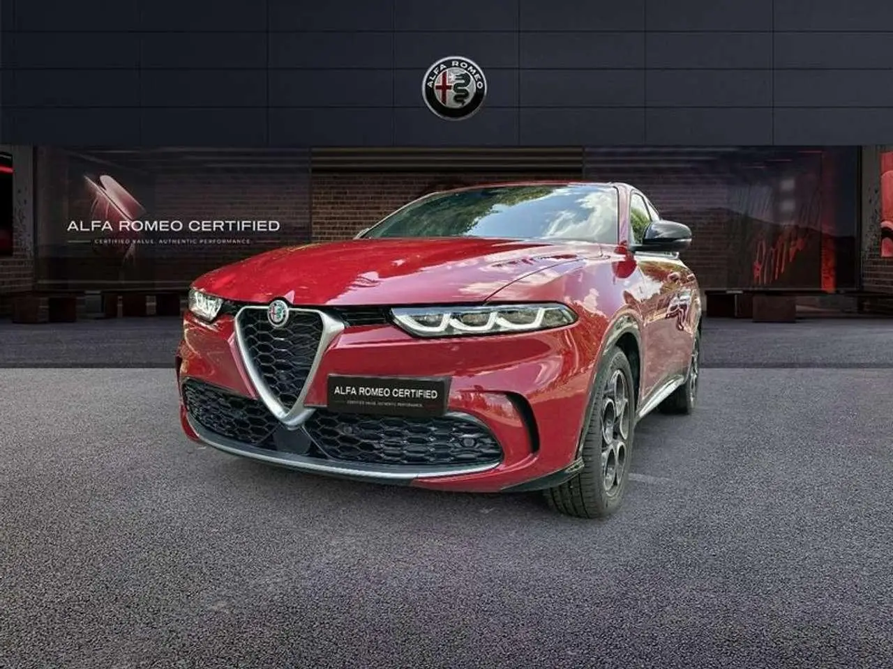 Photo 1 : Alfa Romeo Tonale 2023 Petrol