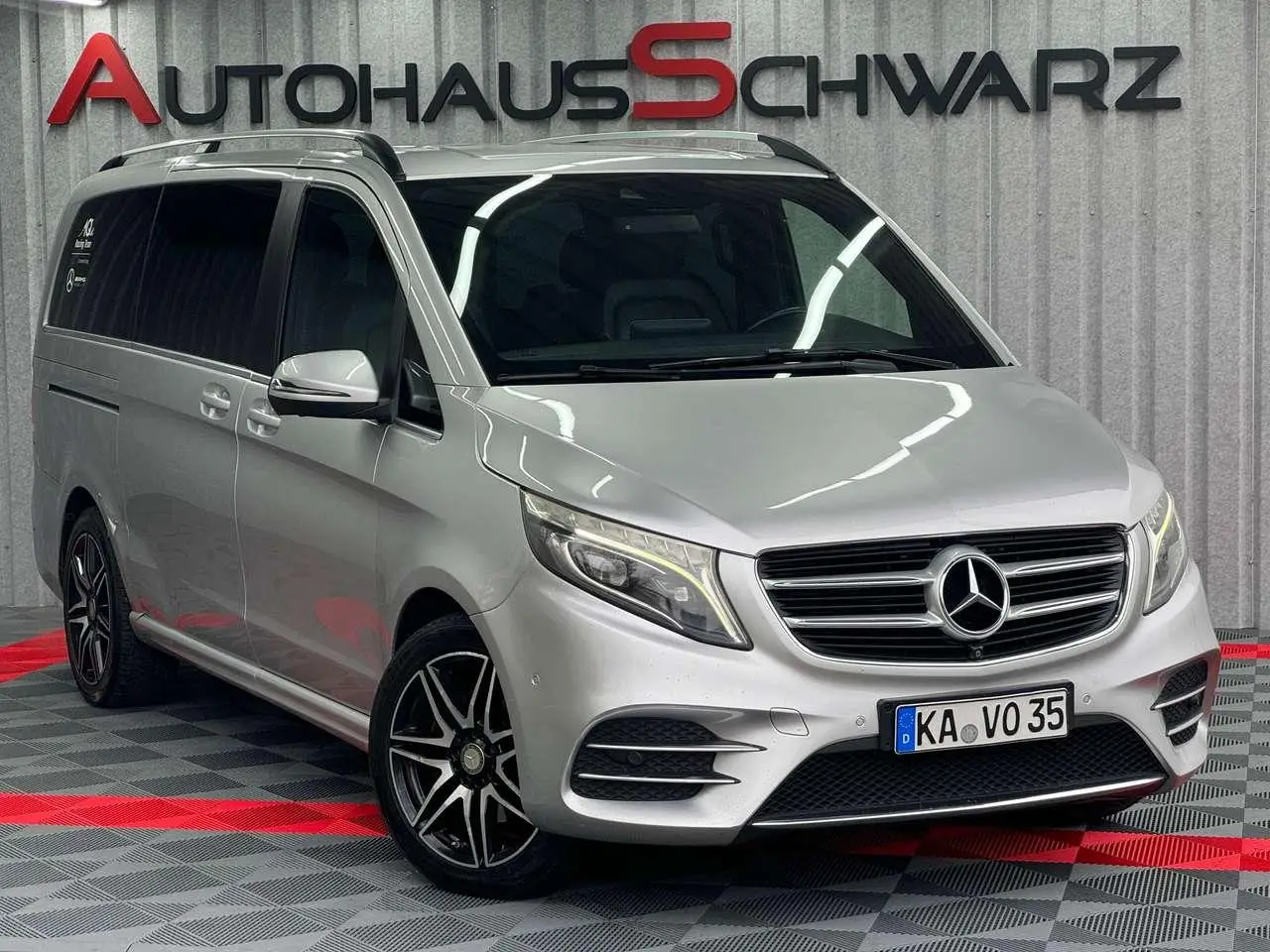 Photo 1 : Mercedes-benz Classe V 2017 Diesel