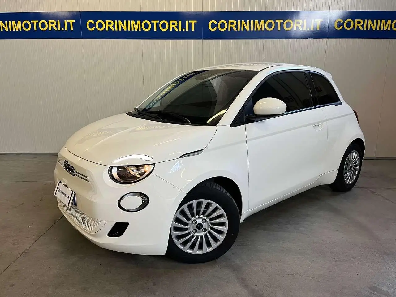 Photo 1 : Fiat 500 2021 Électrique