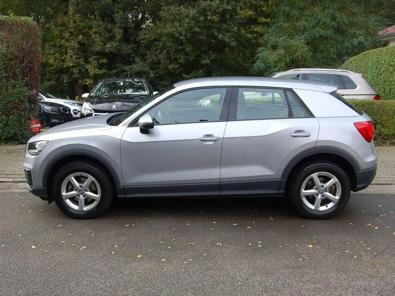 Photo 1 : Audi Q2 2020 Petrol