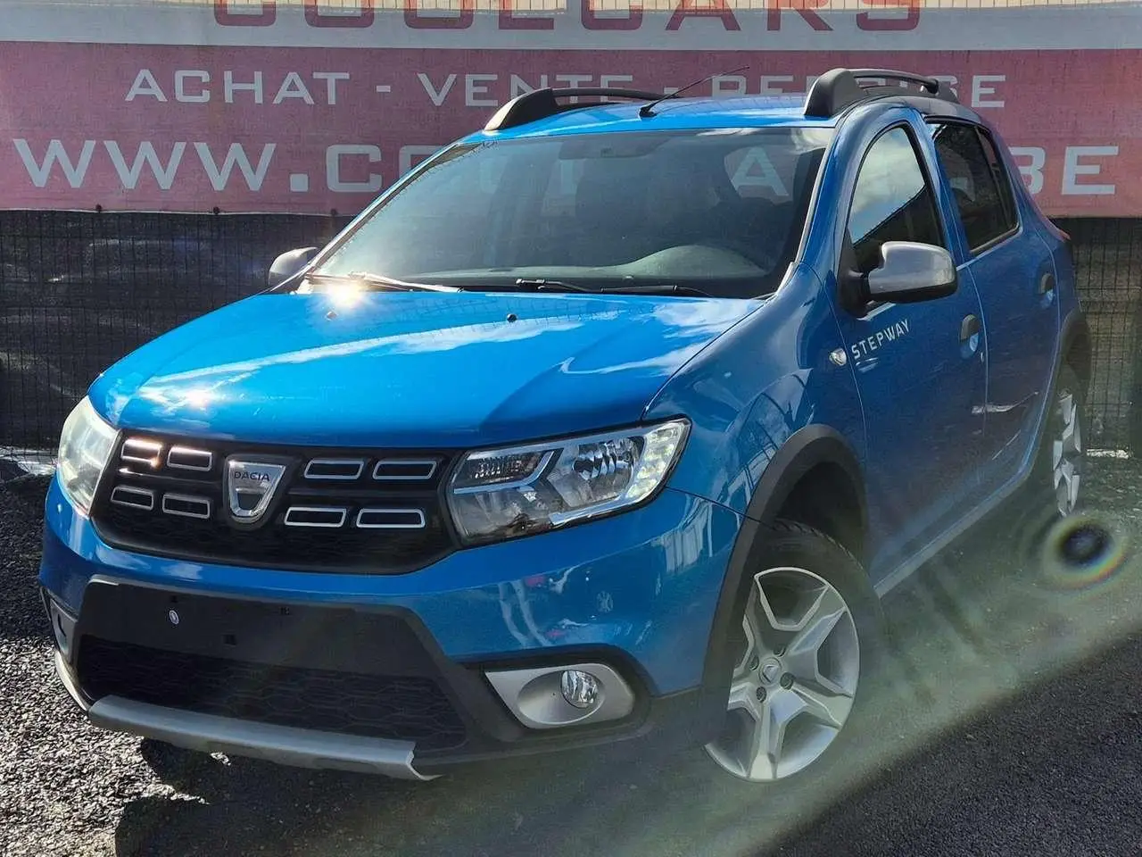 Photo 1 : Dacia Sandero 2018 Petrol