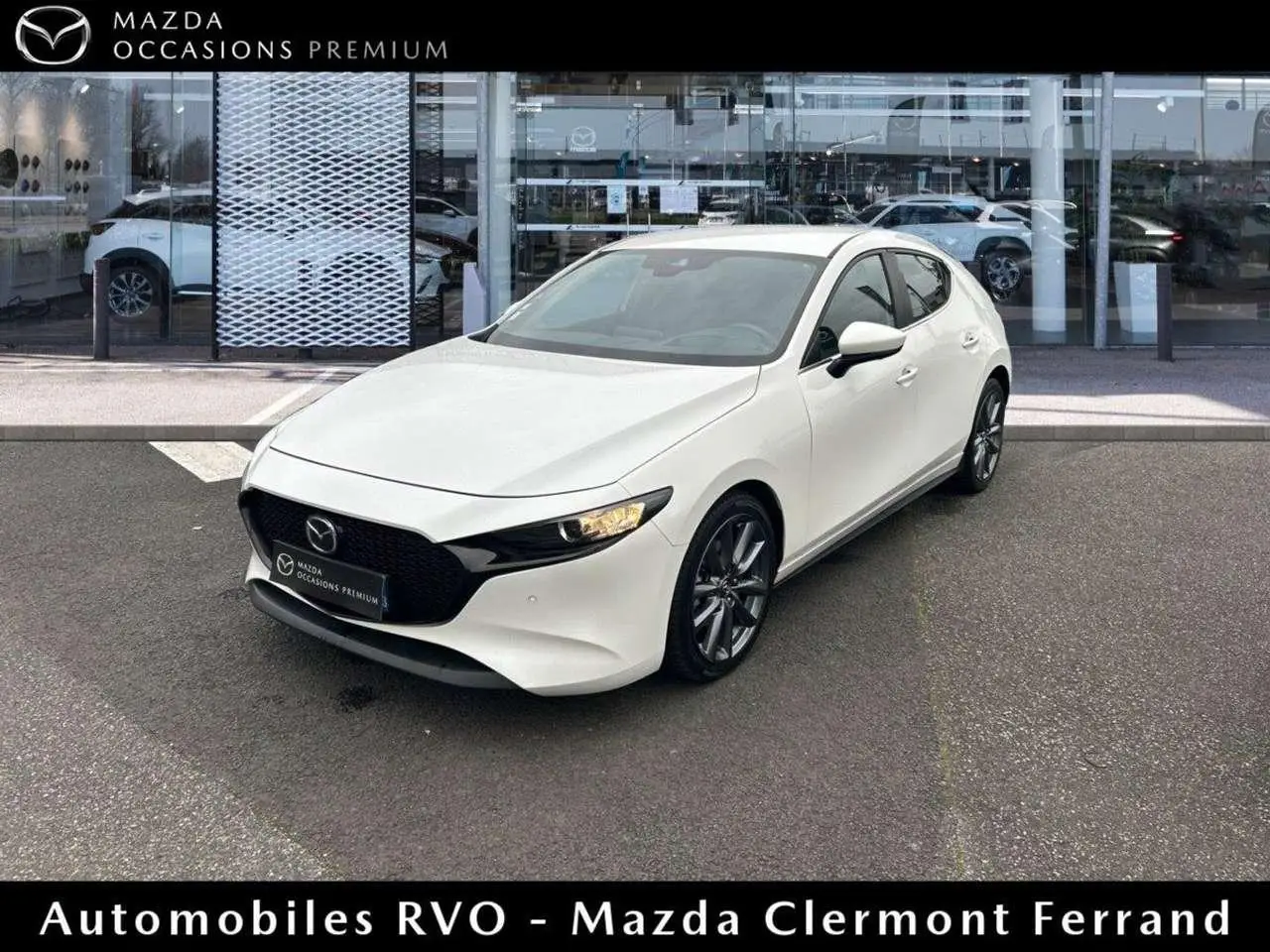 Photo 1 : Mazda 3 2019 Hybride