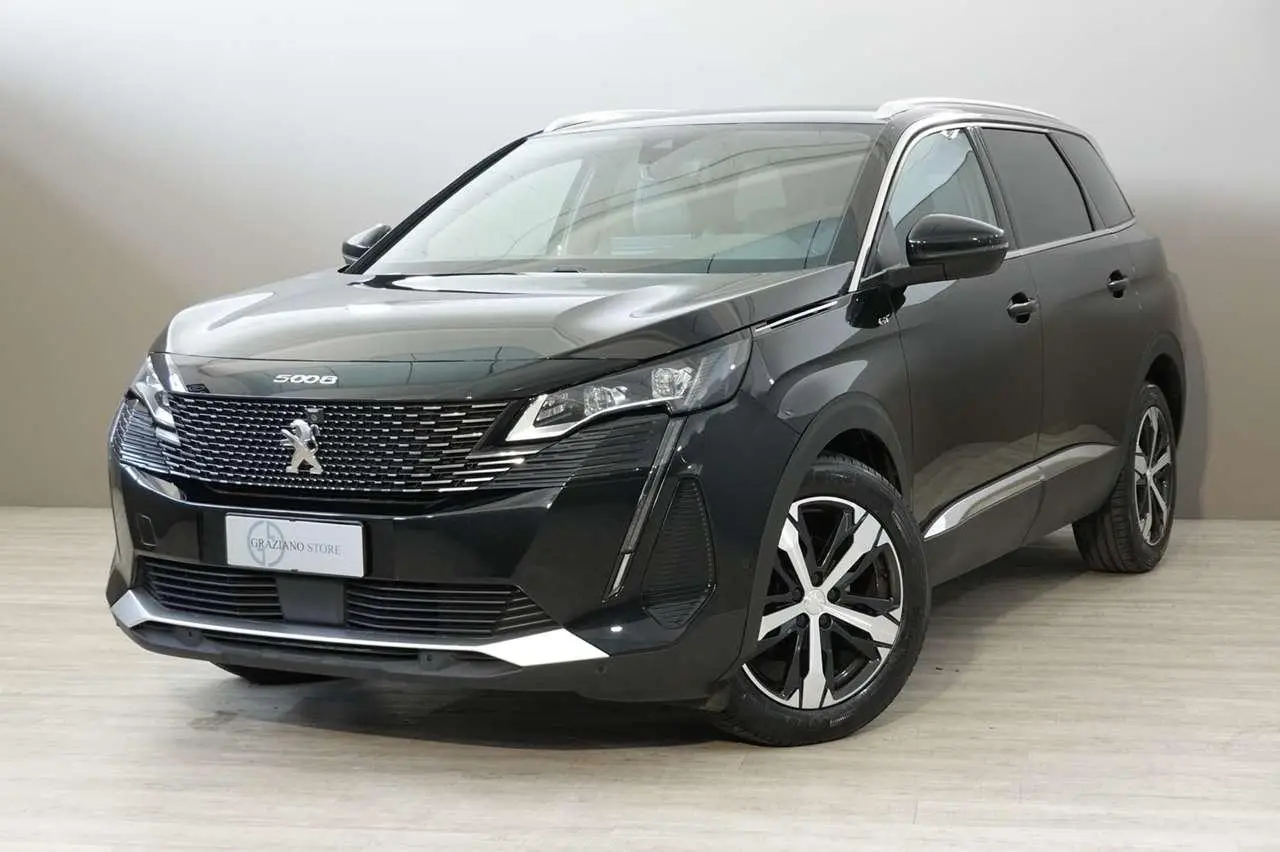 Photo 1 : Peugeot 5008 2022 Diesel