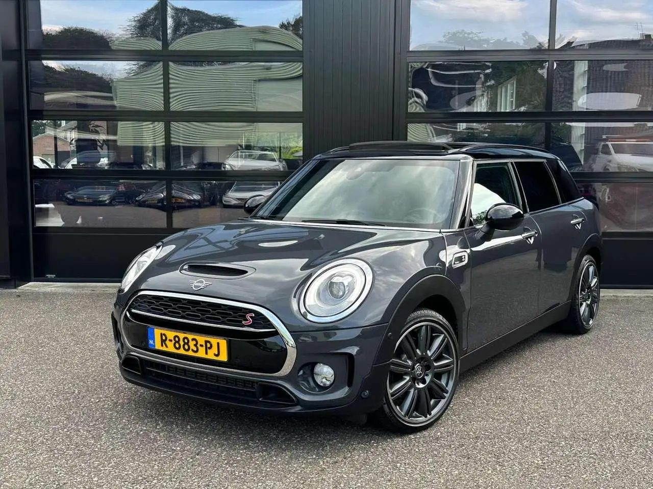 Photo 1 : Mini Cooper 2018 Petrol