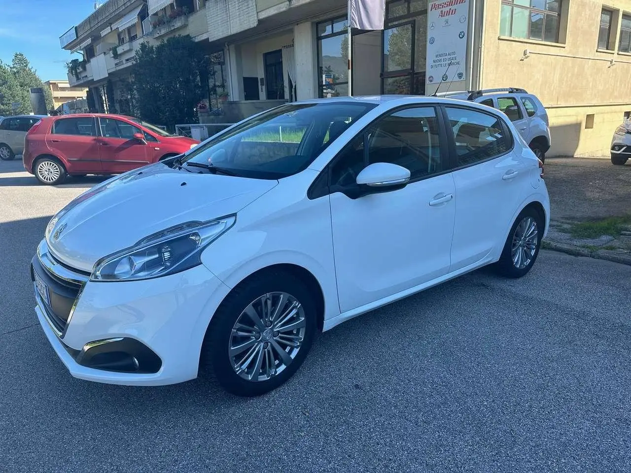 Photo 1 : Peugeot 208 2018 Petrol