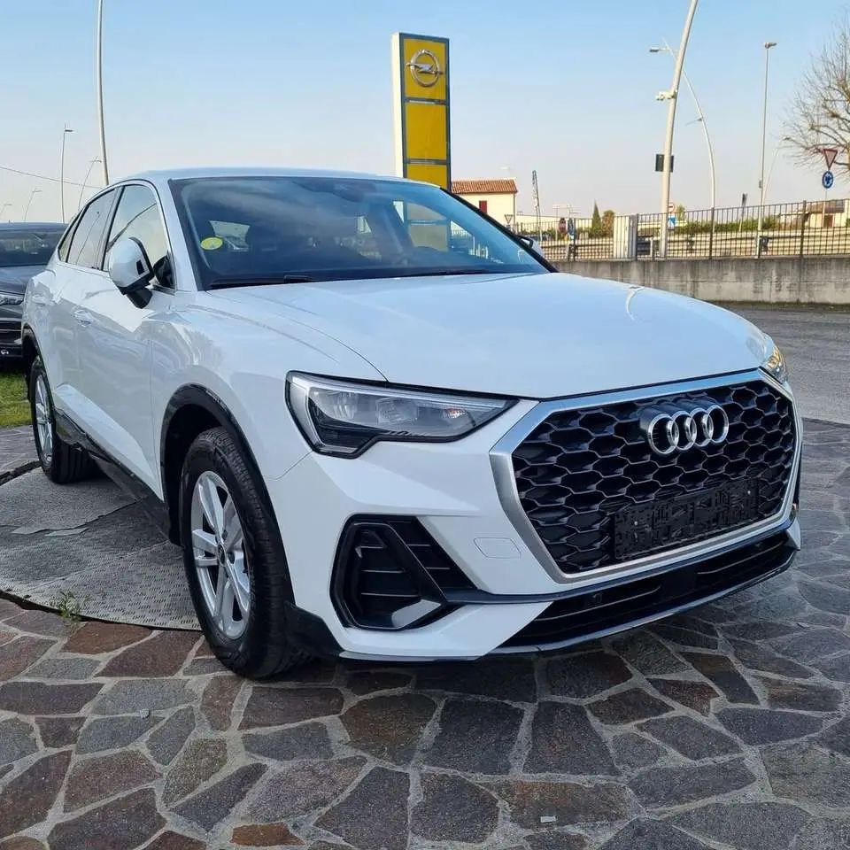 Photo 1 : Audi Q3 2020 Diesel