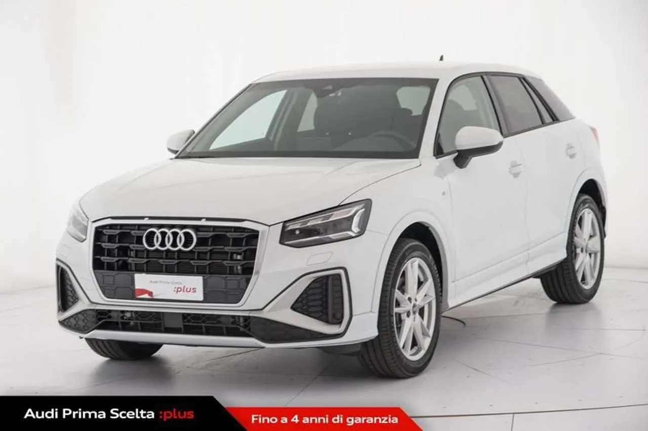 Photo 1 : Audi Q2 2023 Diesel