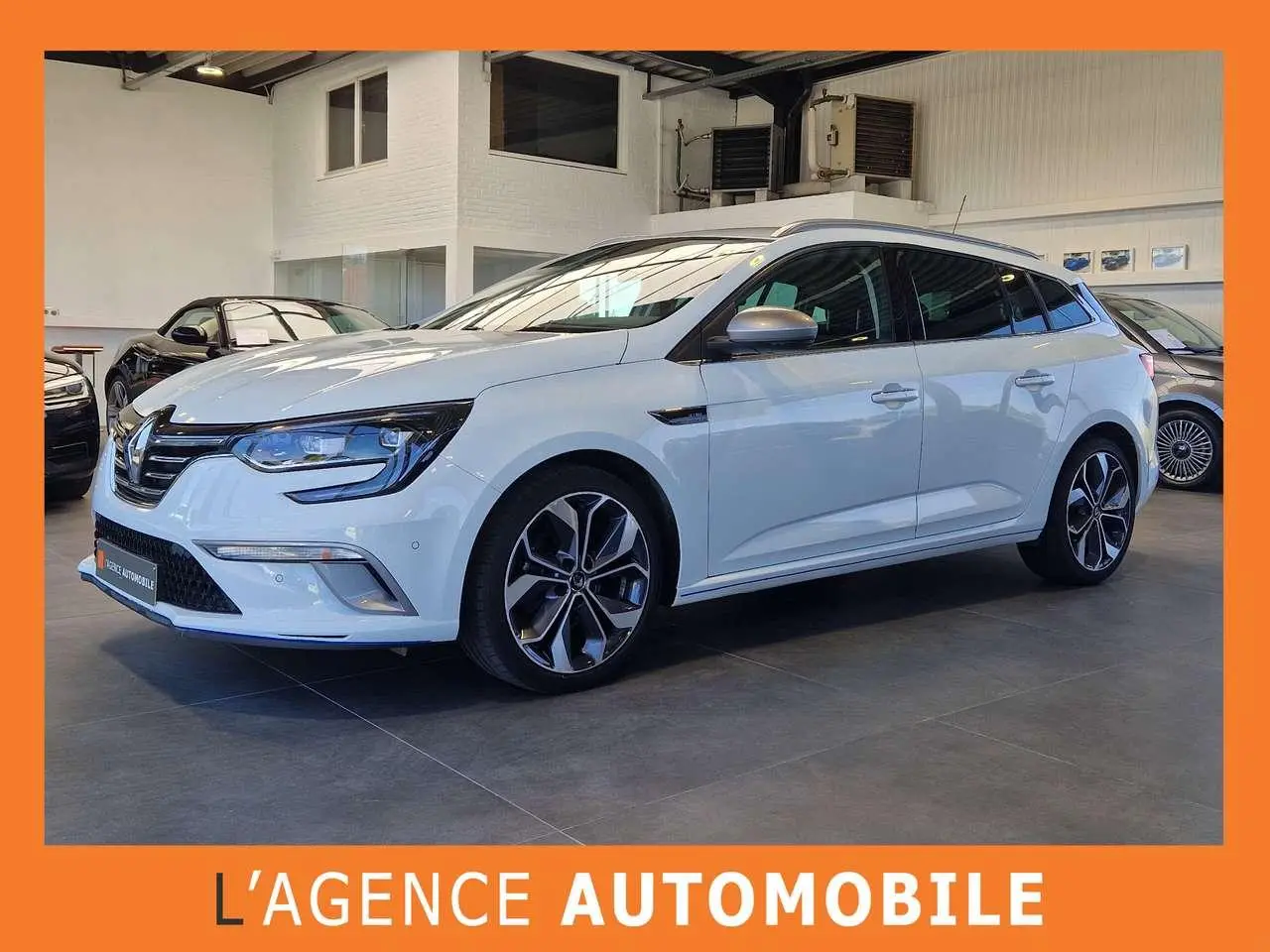 Photo 1 : Renault Megane 2019 Petrol