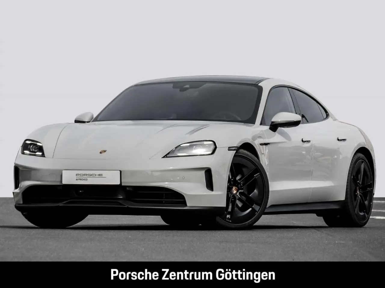 Photo 1 : Porsche Taycan 2024 Electric