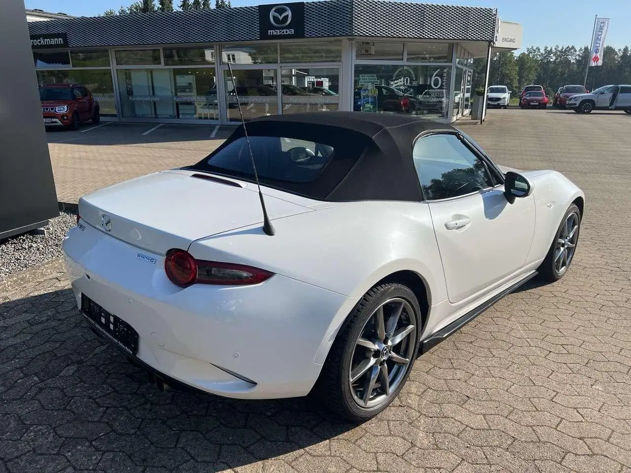 Photo 1 : Mazda Mx-5 2021 Essence