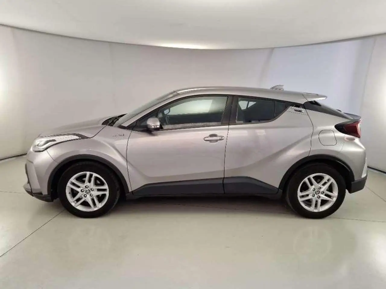 Photo 1 : Toyota C-hr 2020 Hybrid