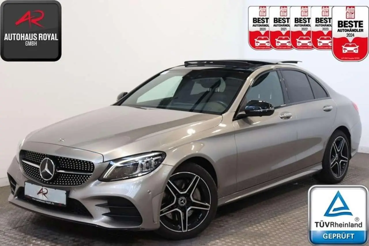 Photo 1 : Mercedes-benz Classe C 2019 Petrol