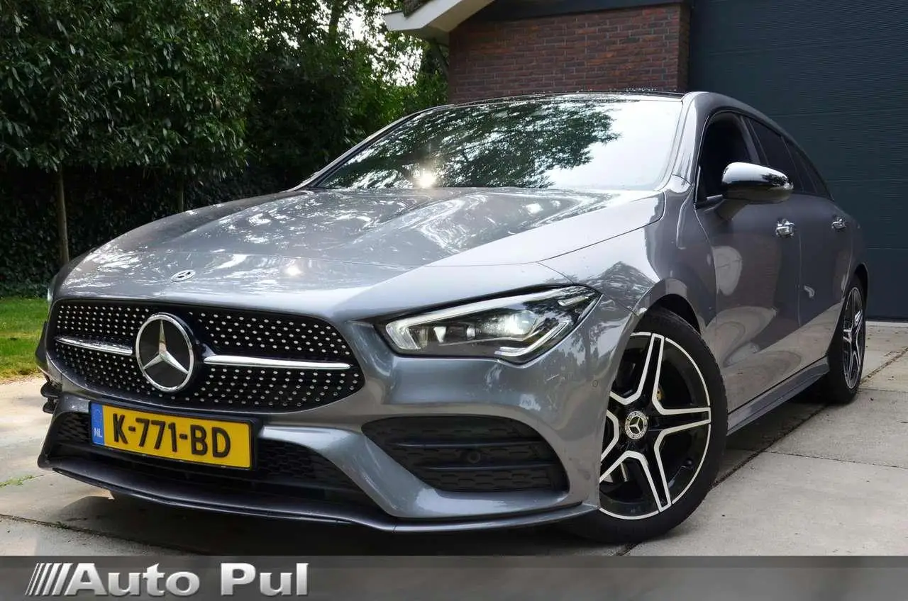 Photo 1 : Mercedes-benz Classe Cla 2020 Petrol