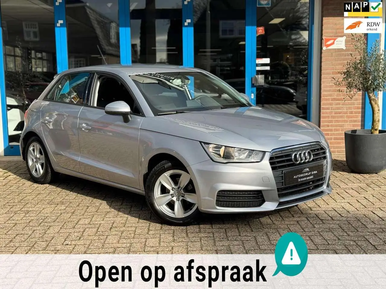 Photo 1 : Audi A1 2016 Diesel