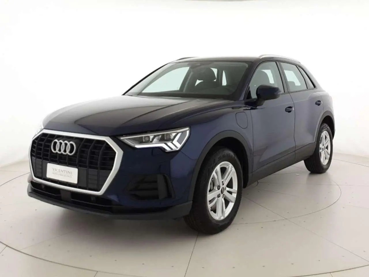 Photo 1 : Audi Q3 2024 Hybrid