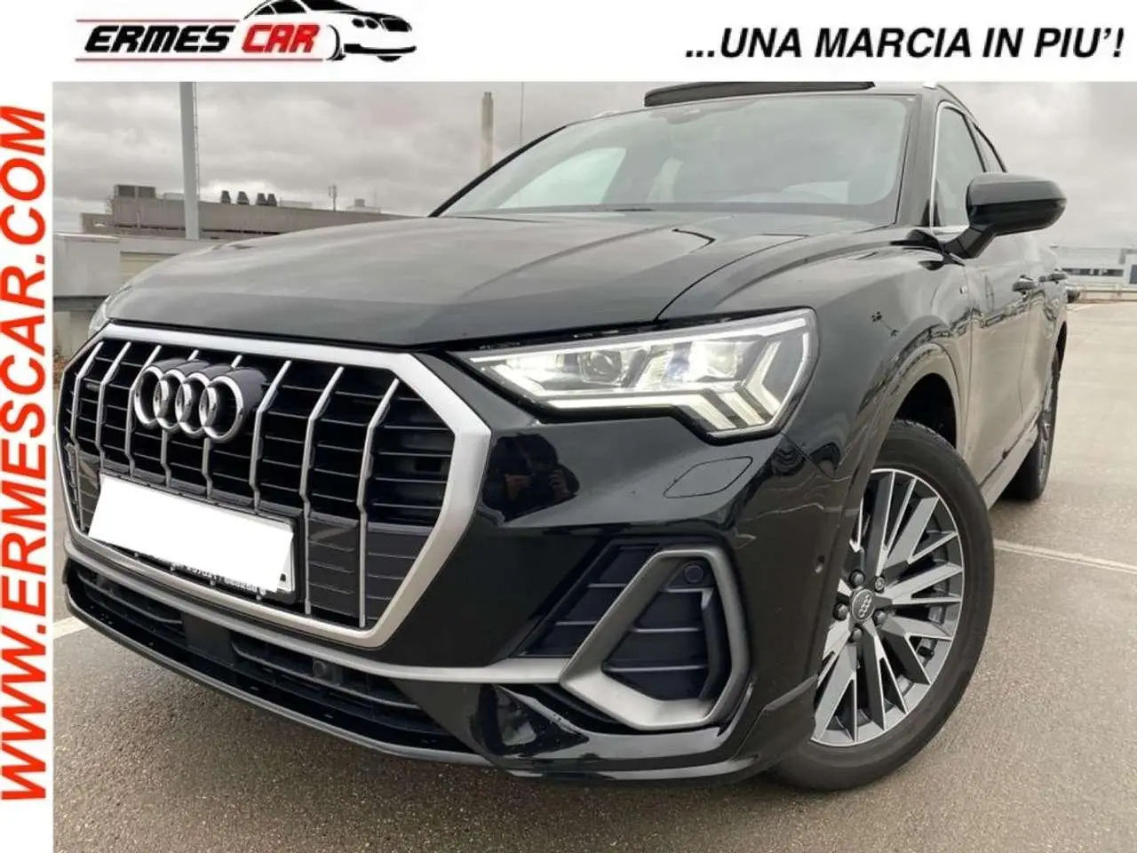 Photo 1 : Audi Q3 2019 Petrol