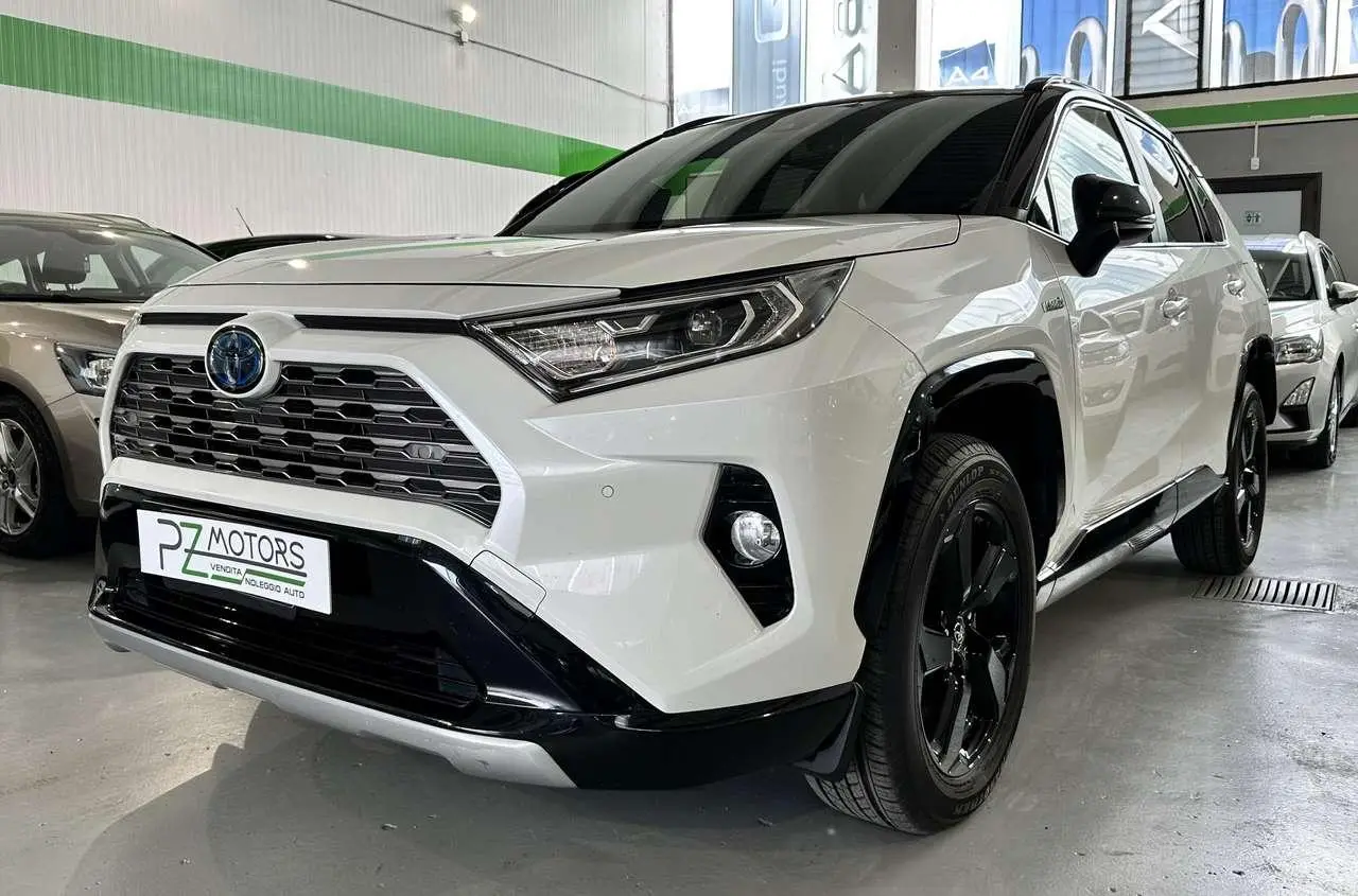 Photo 1 : Toyota Rav4 2019 Hybrid