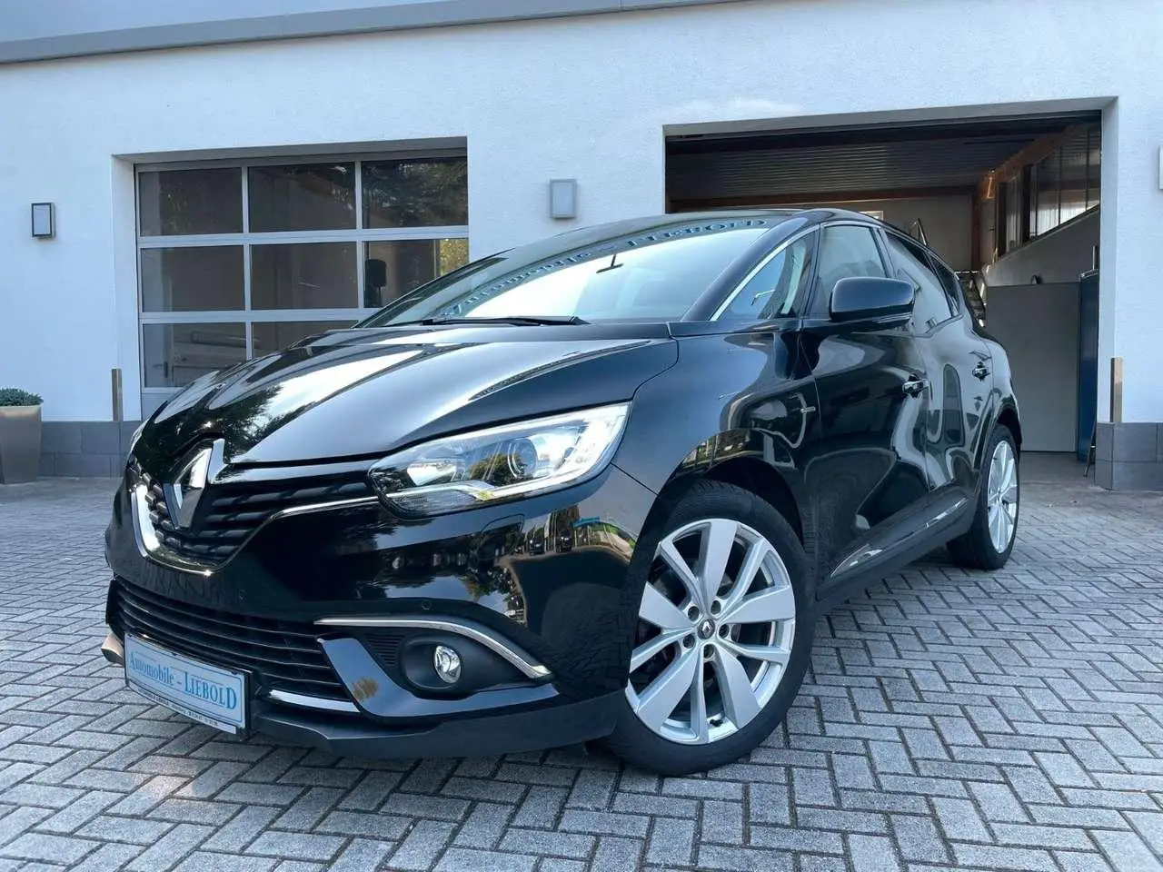 Photo 1 : Renault Scenic 2019 Petrol