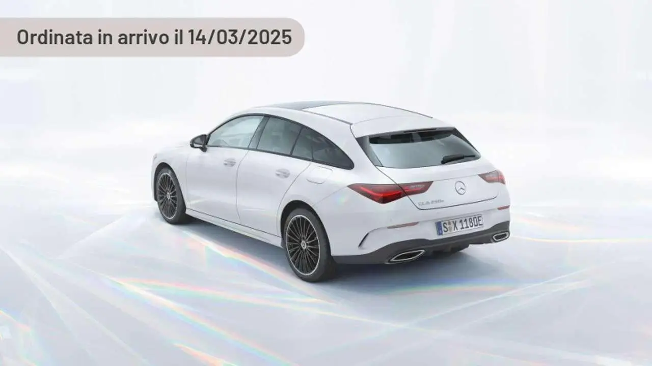 Photo 1 : Mercedes-benz Classe Cla 2024 Hybride