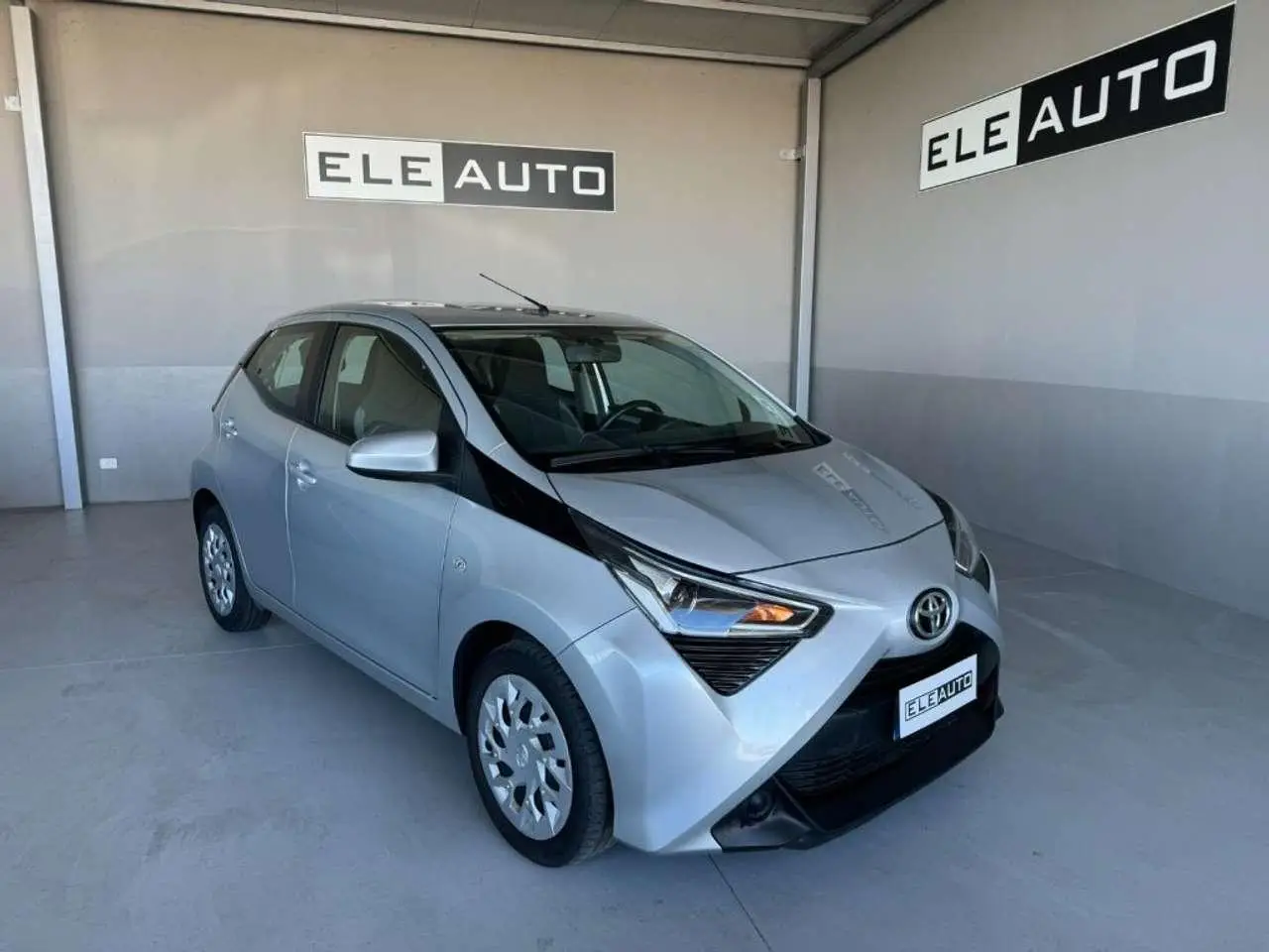 Photo 1 : Toyota Aygo 2019 Petrol