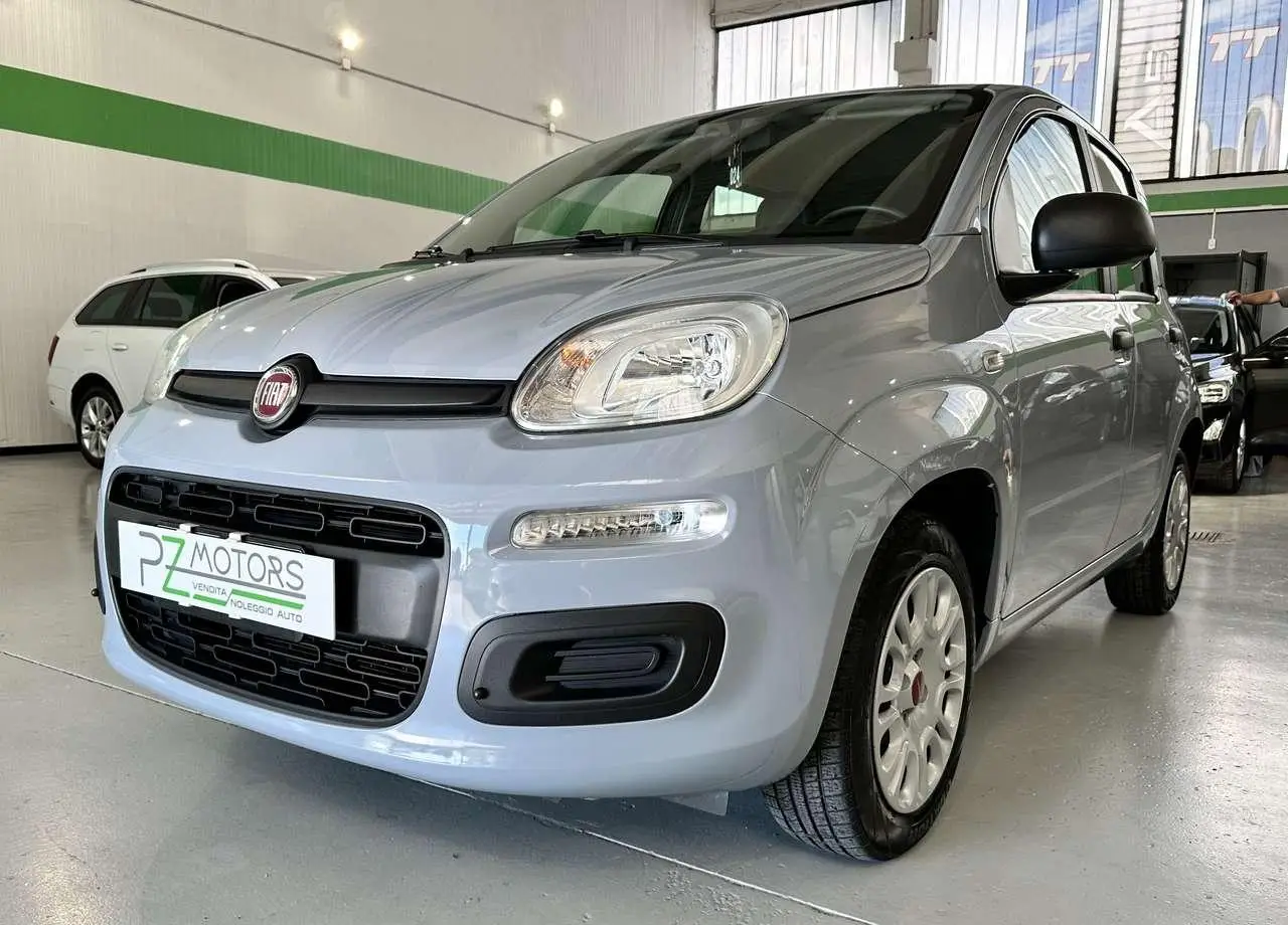 Photo 1 : Fiat Panda 2020 Essence