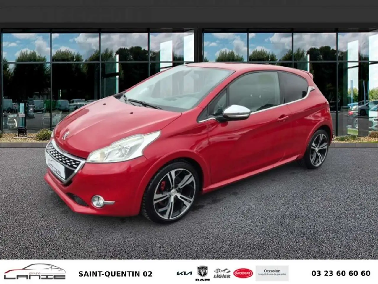 Photo 1 : Peugeot 208 2015 Petrol