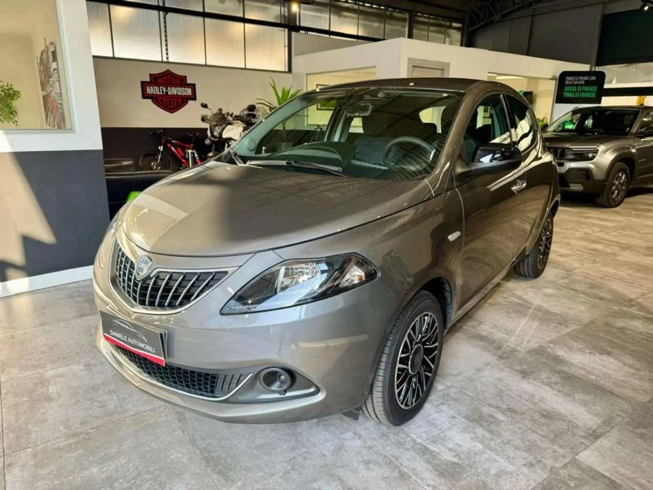 Photo 1 : Lancia Ypsilon 2024 Hybrid