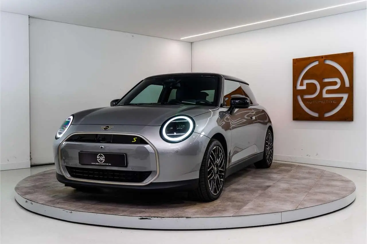 Photo 1 : Mini Cooper 2024 Electric