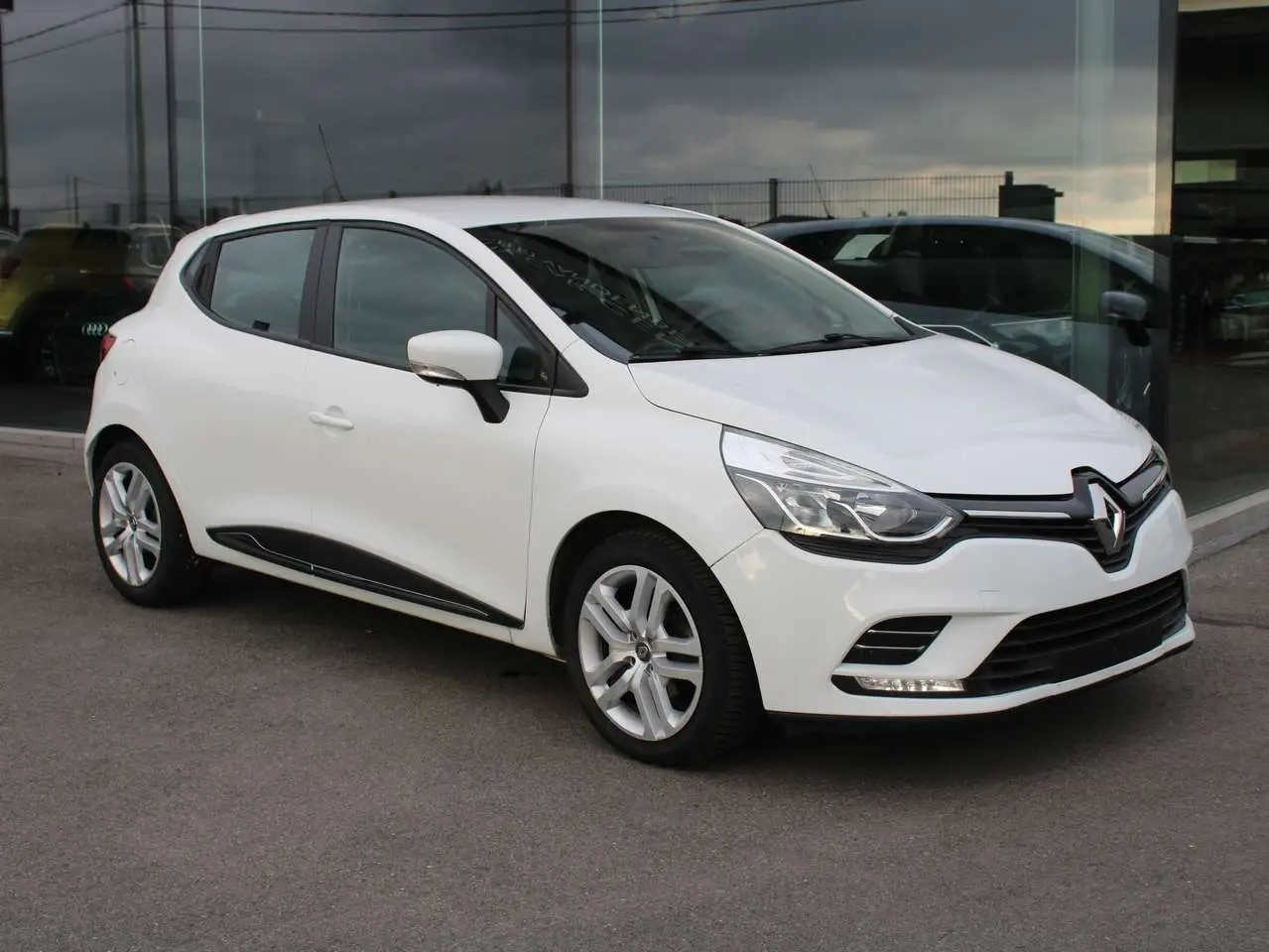 Photo 1 : Renault Clio 2019 Petrol