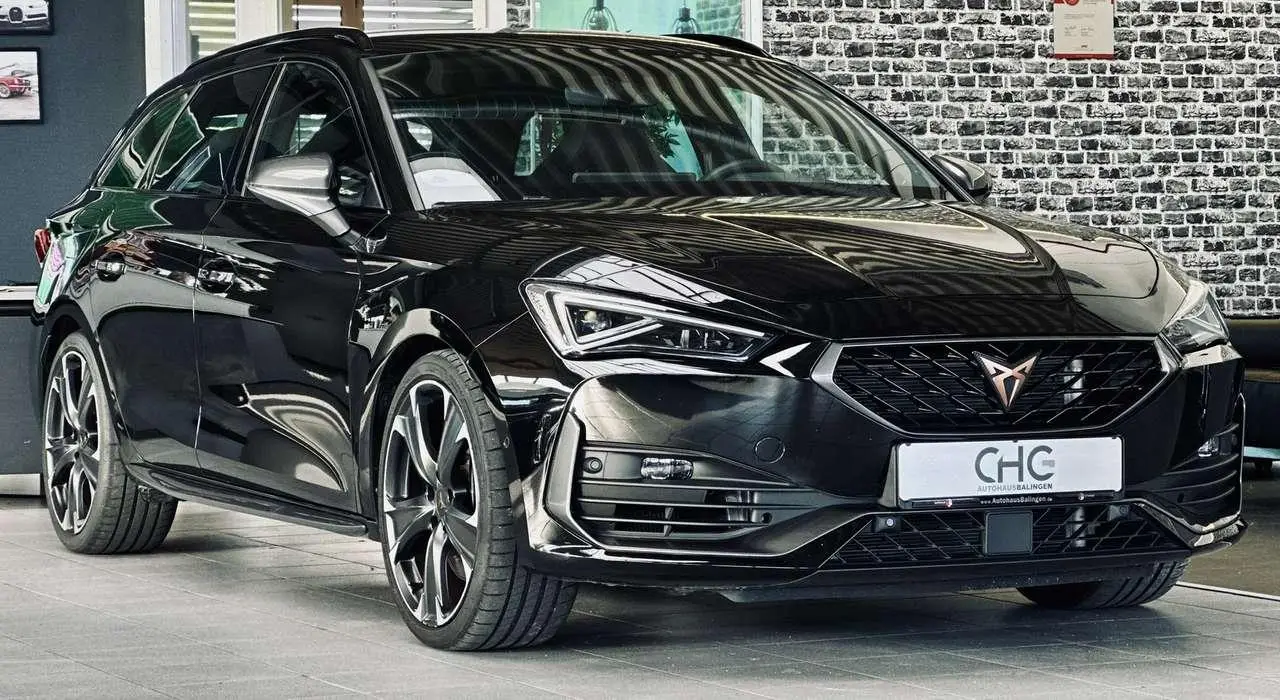 Photo 1 : Cupra Leon 2023 Petrol