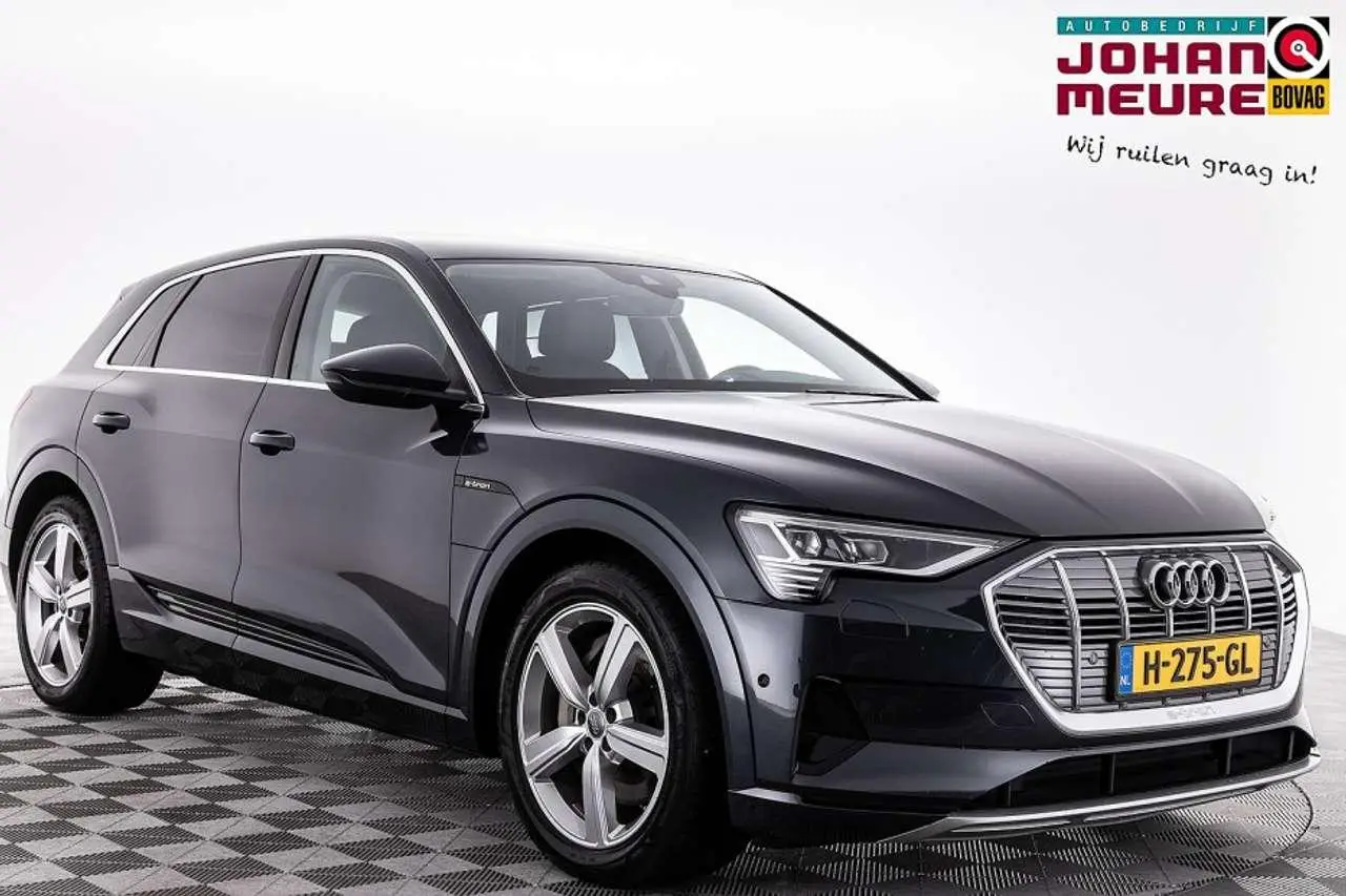 Photo 1 : Audi E-tron 2020 Electric