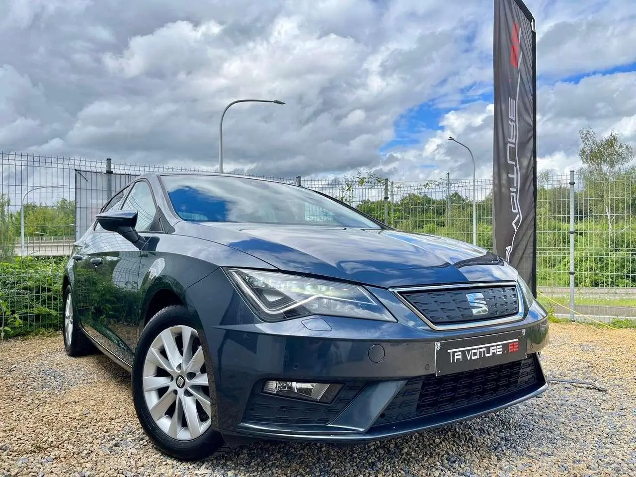 Photo 1 : Seat Leon 2019 Petrol