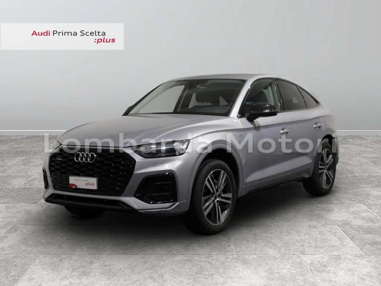 Photo 1 : Audi Q5 2023 Hybride