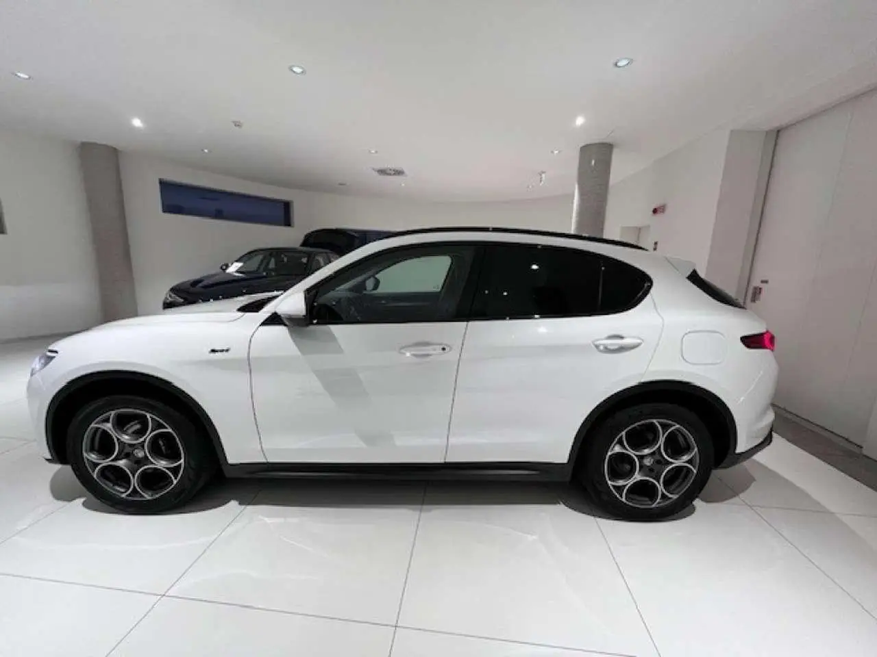 Photo 1 : Alfa Romeo Stelvio 2021 Diesel