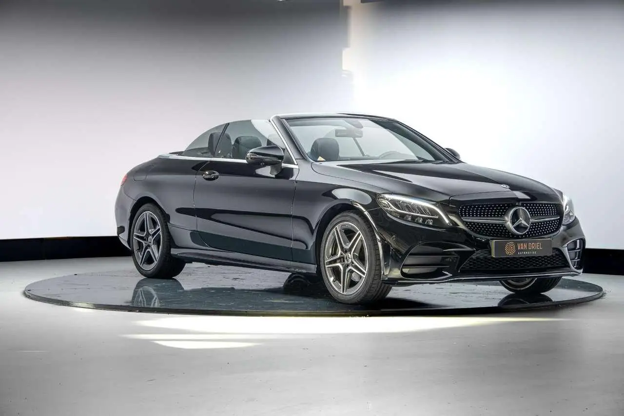 Photo 1 : Mercedes-benz Classe C 2019 Essence