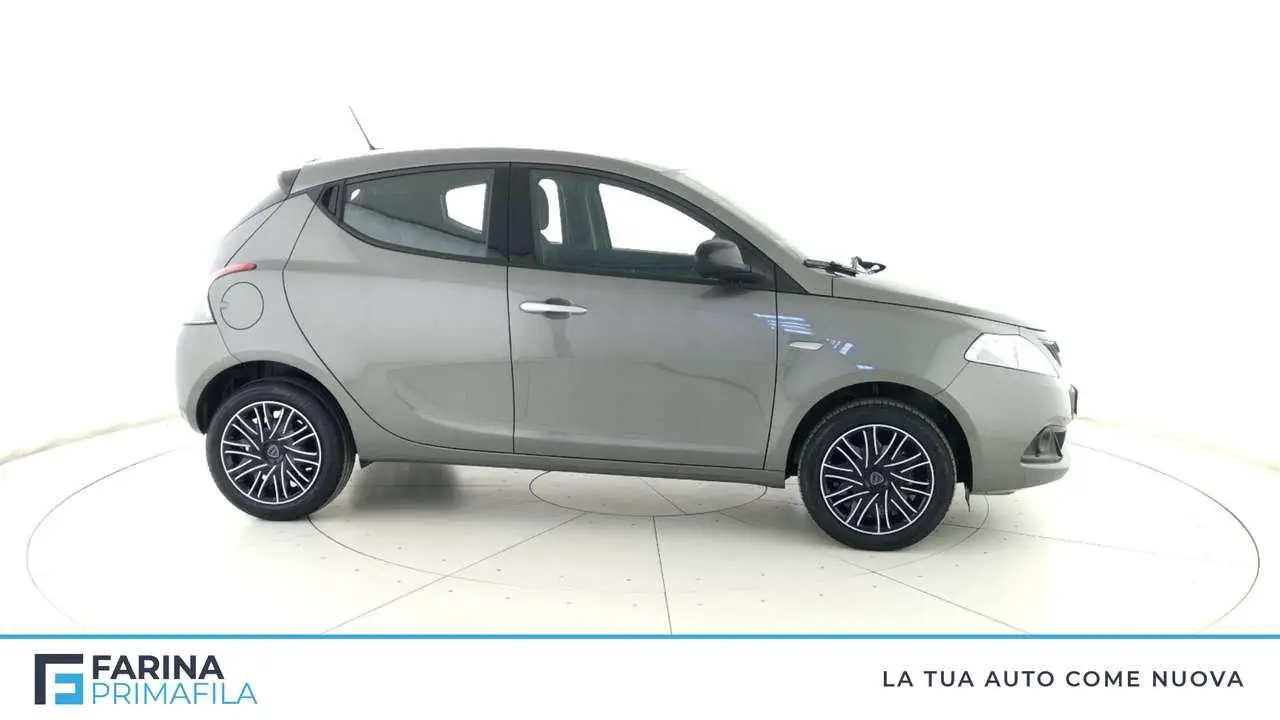 Photo 1 : Lancia Ypsilon 2024 Hybride