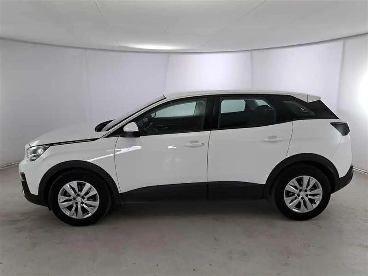 Photo 1 : Peugeot 3008 2020 Diesel