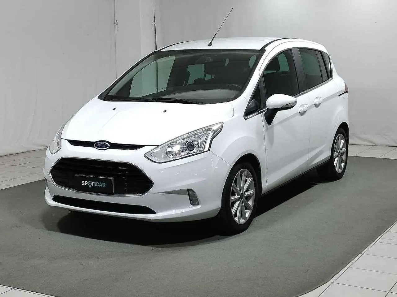 Photo 1 : Ford B-max 2015 Essence