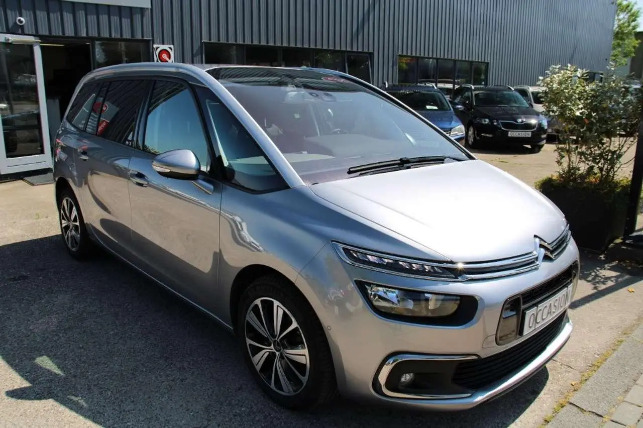 Photo 1 : Citroen C4 2019 Petrol