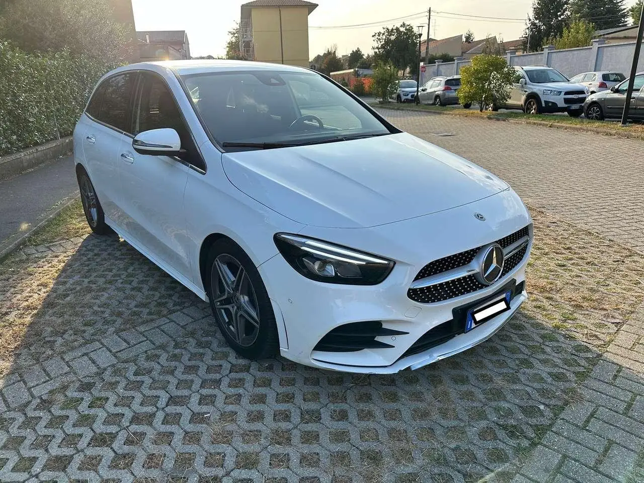 Photo 1 : Mercedes-benz Classe B 2020 Petrol