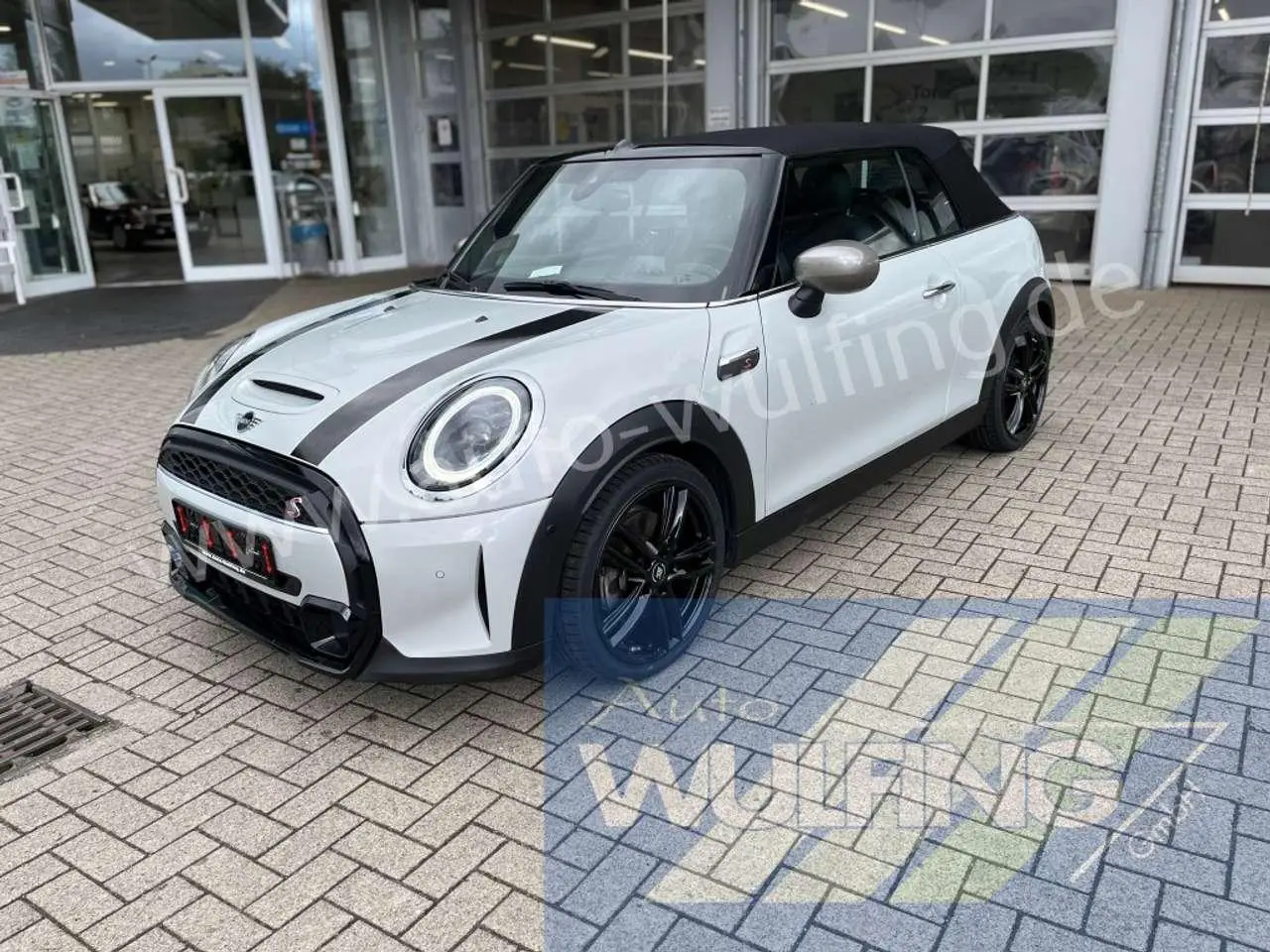 Photo 1 : Mini Cooper 2022 Essence