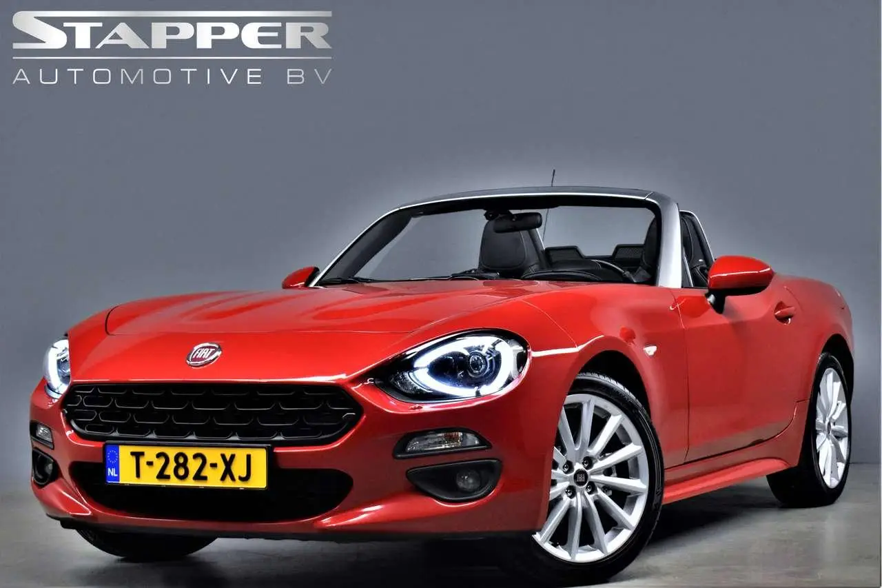 Photo 1 : Fiat 124 Spider 2017 Essence