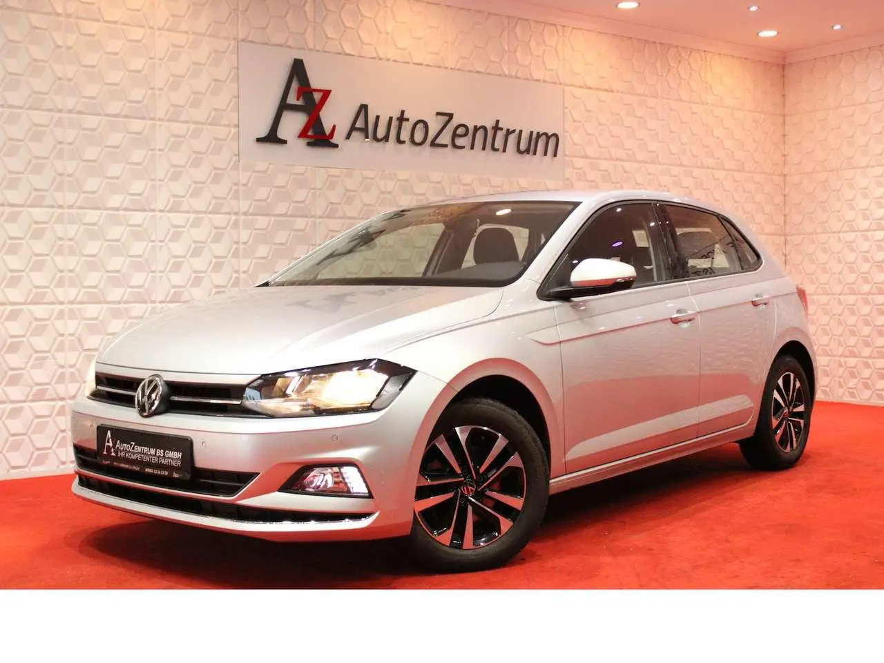 Photo 1 : Volkswagen Polo 2020 Essence