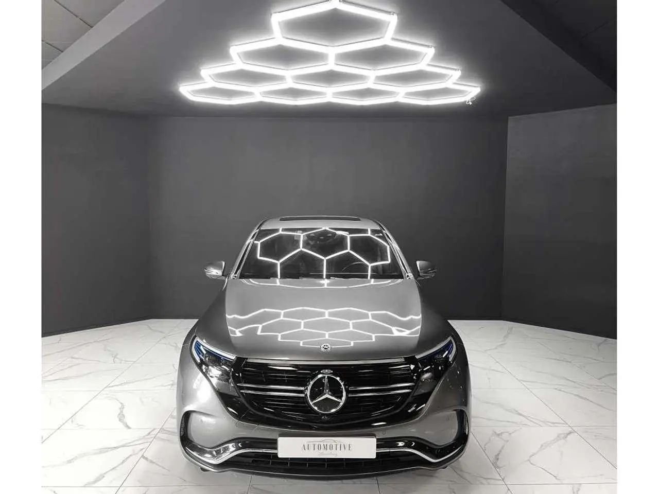 Photo 1 : Mercedes-benz Eqc 2021 Electric