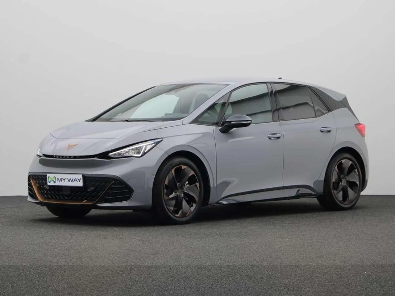 Photo 1 : Cupra Born 2023 Électrique