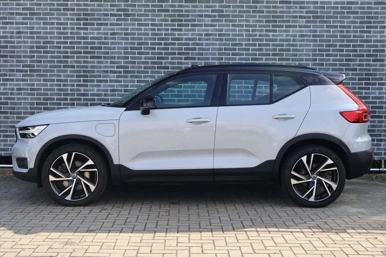 Photo 1 : Volvo Xc40 2021 Hybrid