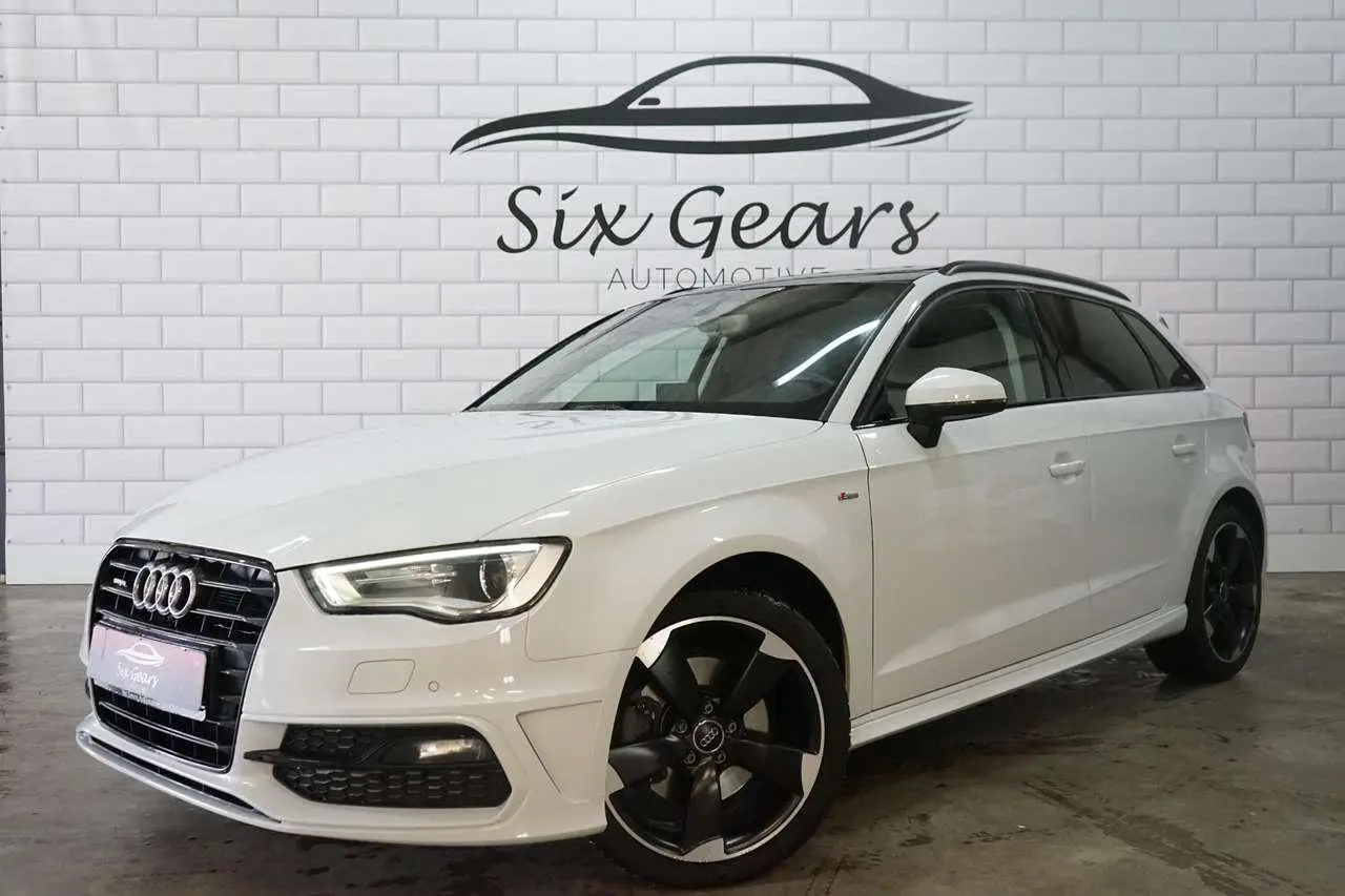 Photo 1 : Audi A3 2015 Petrol