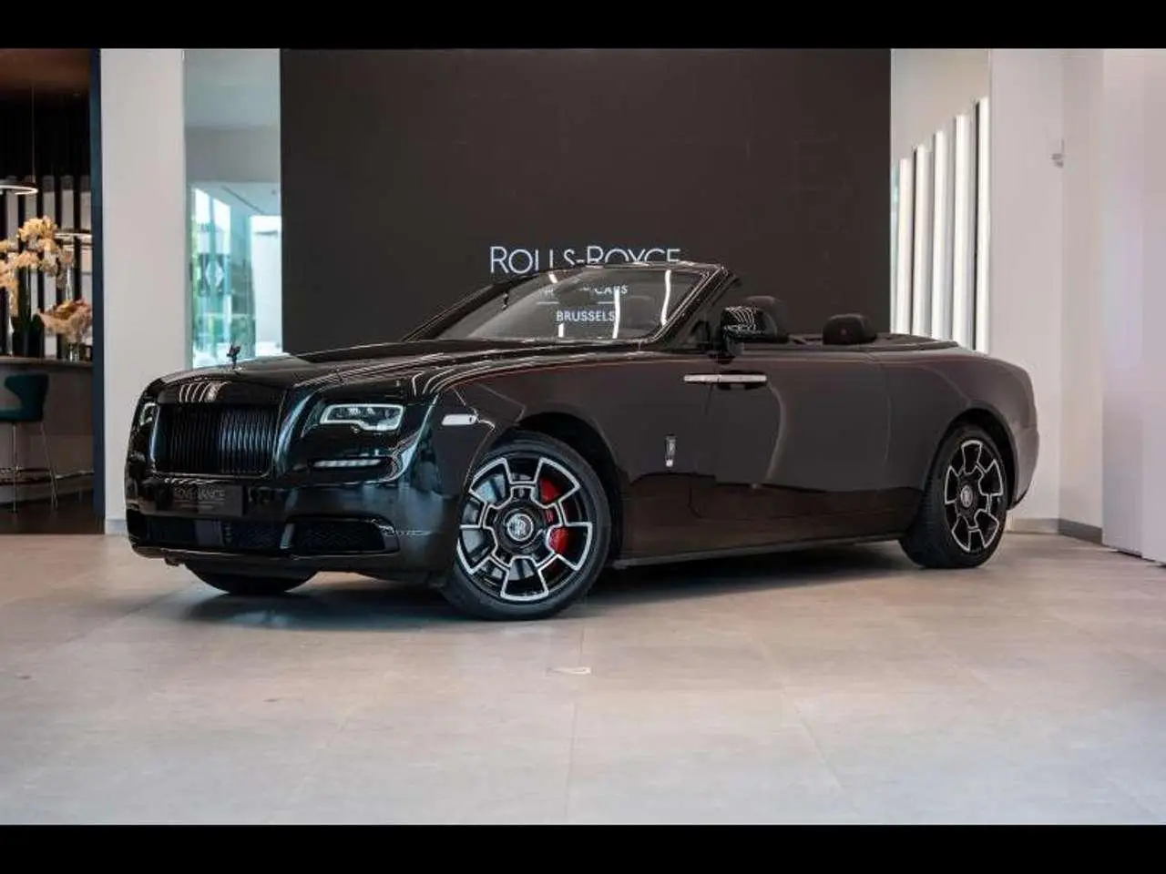 Photo 1 : Rolls-royce Dawn 2021 Petrol