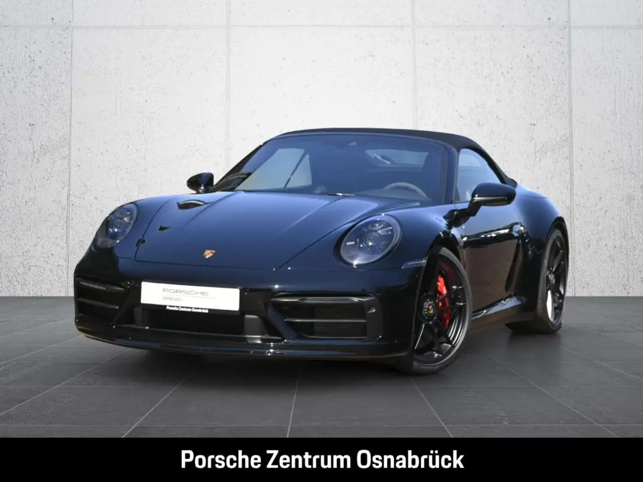 Photo 1 : Porsche 992 2022 Essence